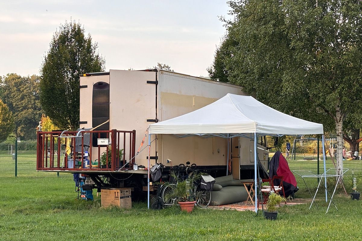 Przyczepa_kempingowa_czy_kamper